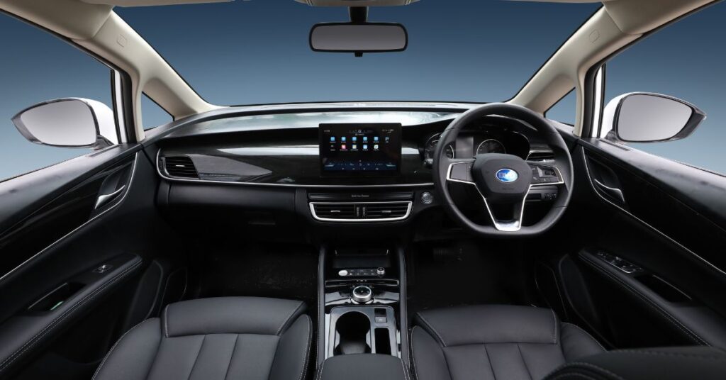 2025 BYD E6 Interior